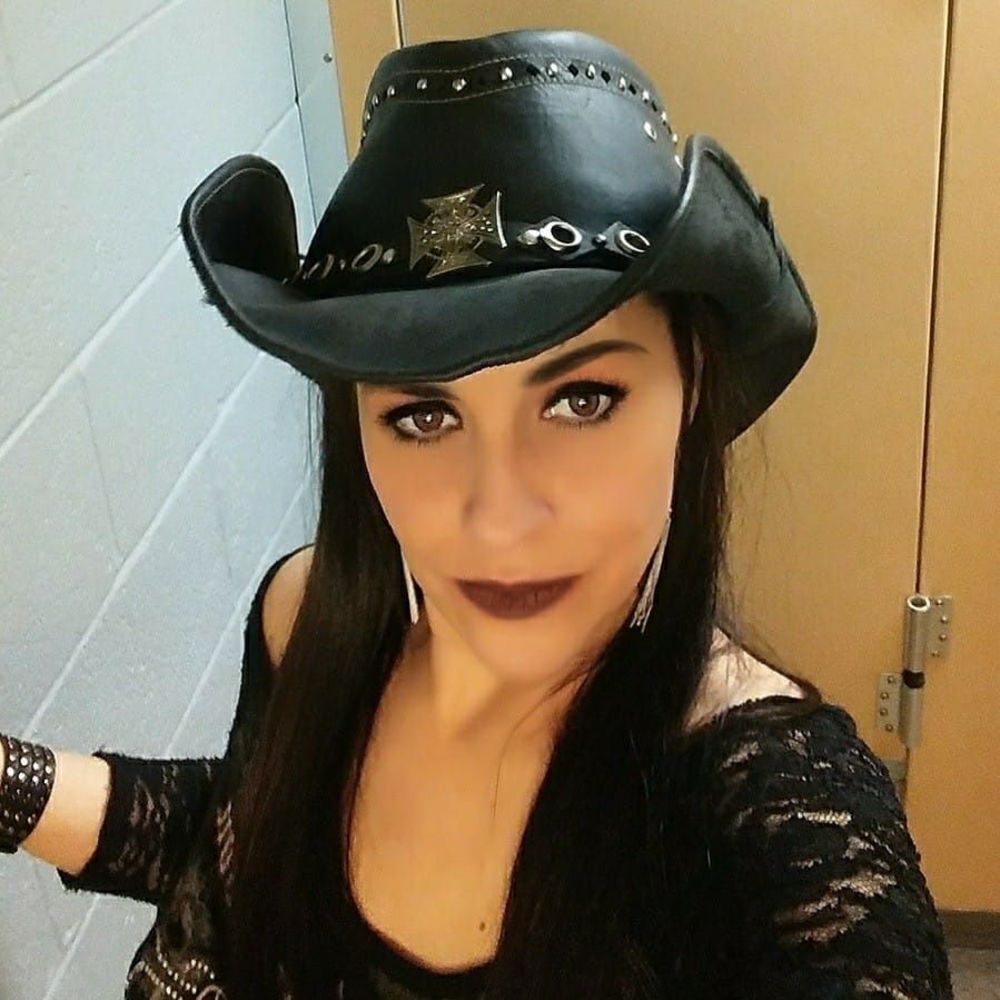 Meet your Posher, Kellee